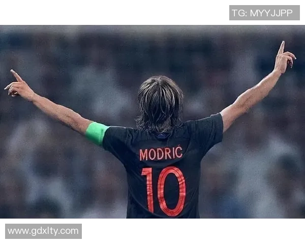 世界上最白的足球明星是谁 探寻足球场上独特的肤色与魅力